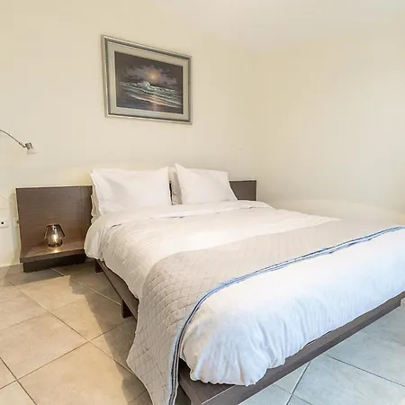 Holiday home Panorama With Pool *