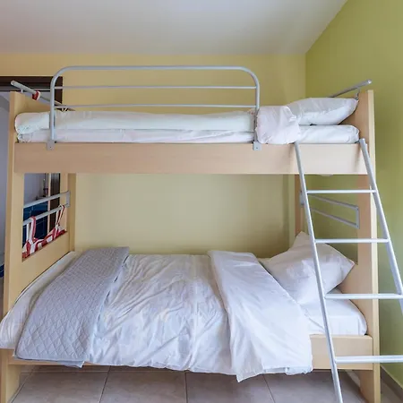 Panorama With Pool Vakantiehuis Xylokastro