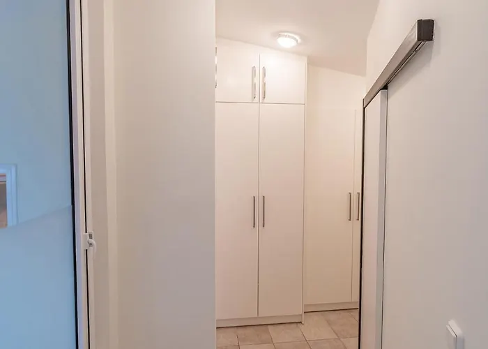 Panorama With Pool *